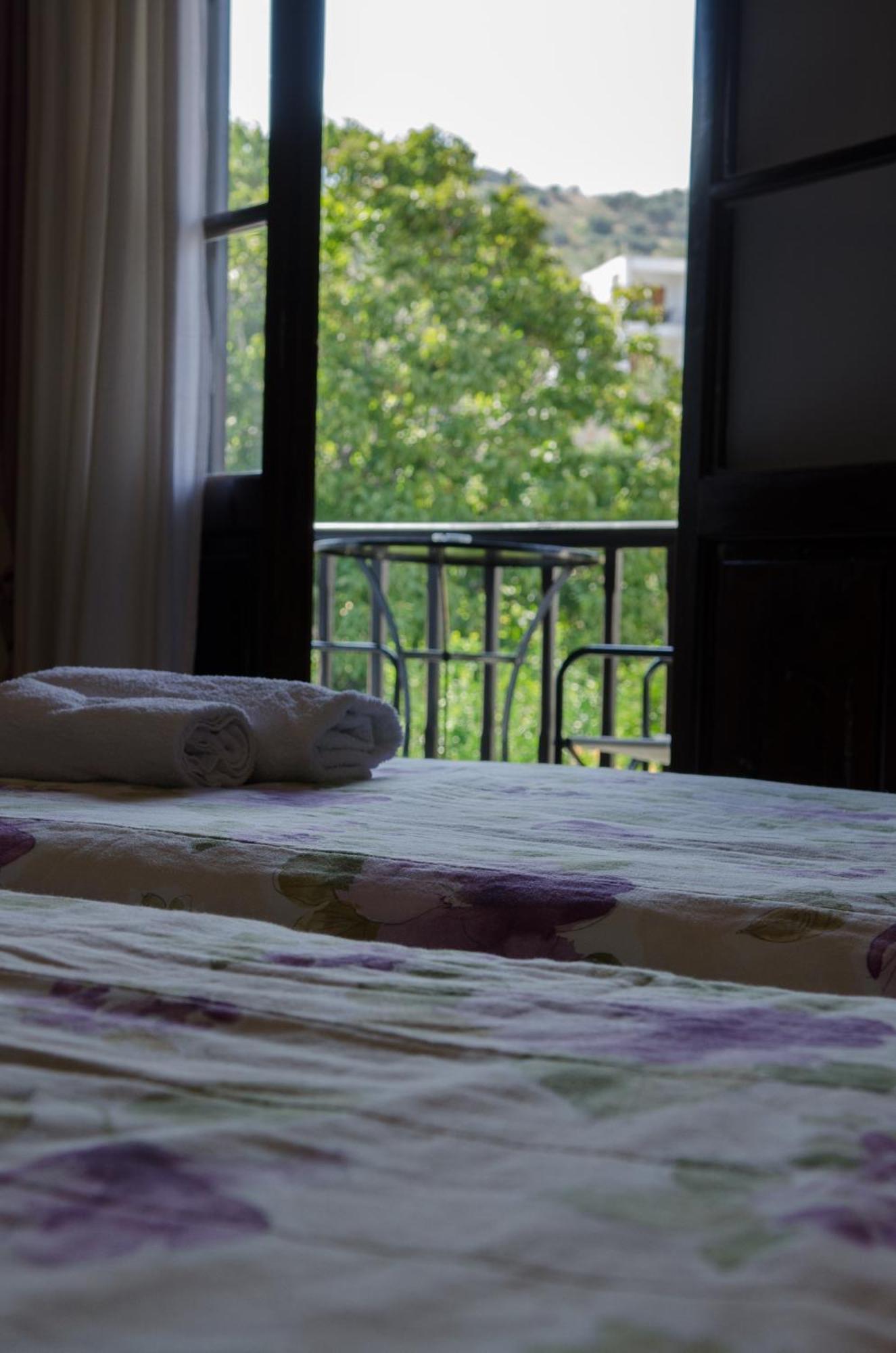 Elli Hotel Skopelos Town Exterior photo