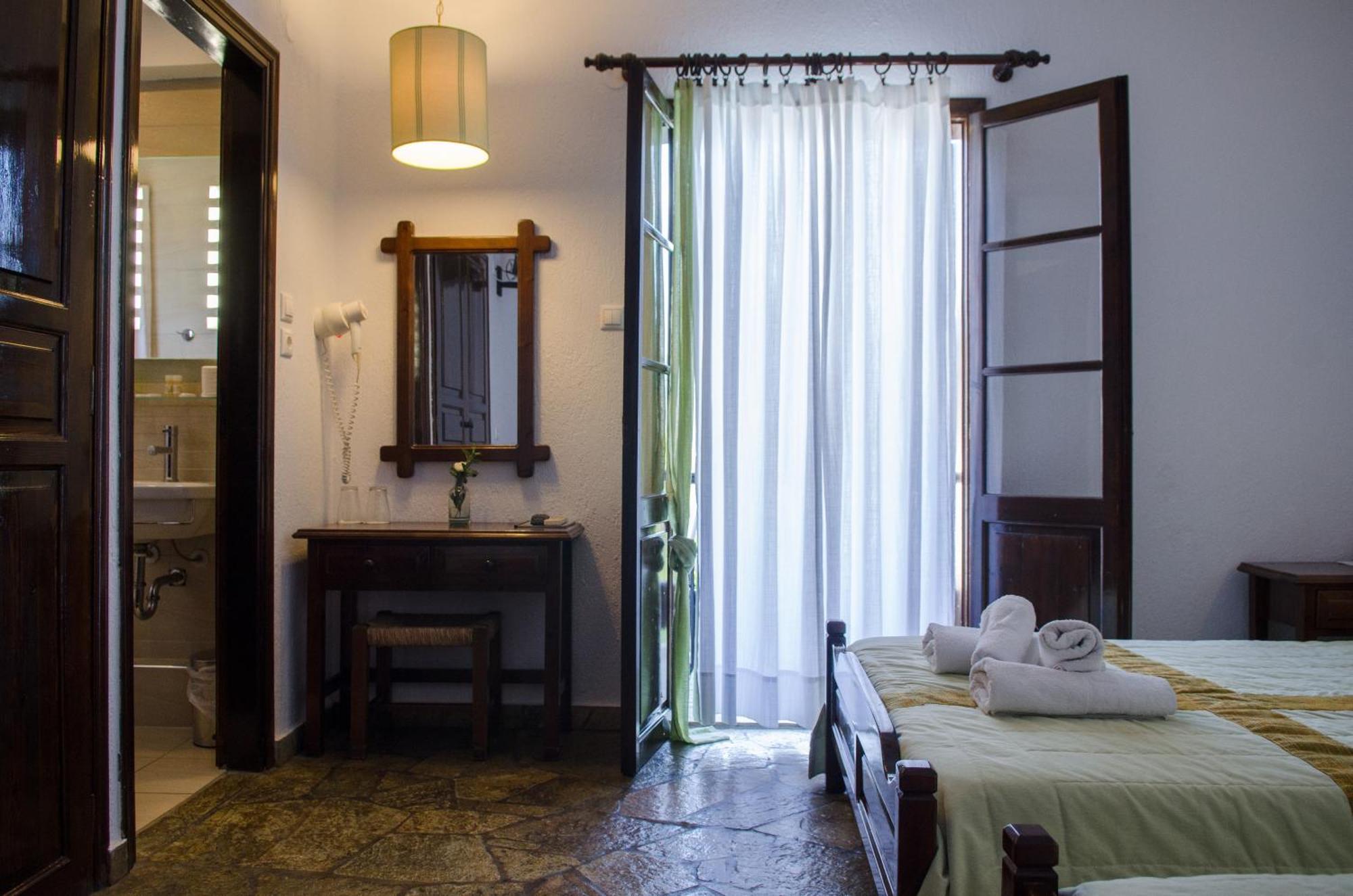 Elli Hotel Skopelos Town Exterior photo