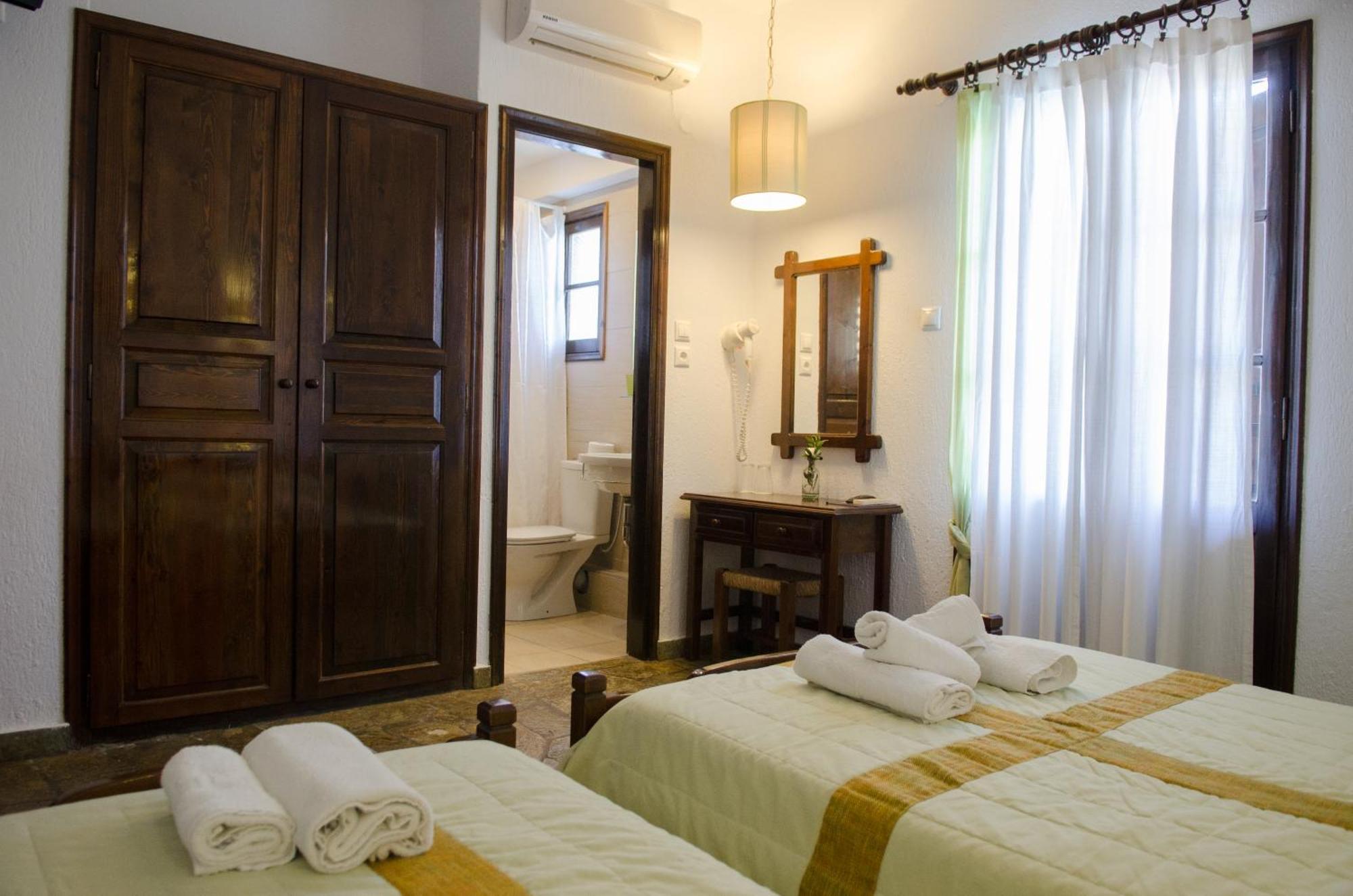Elli Hotel Skopelos Town Exterior photo